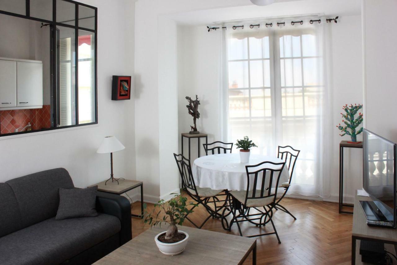 Appartement Square Alziary Niza Exterior foto